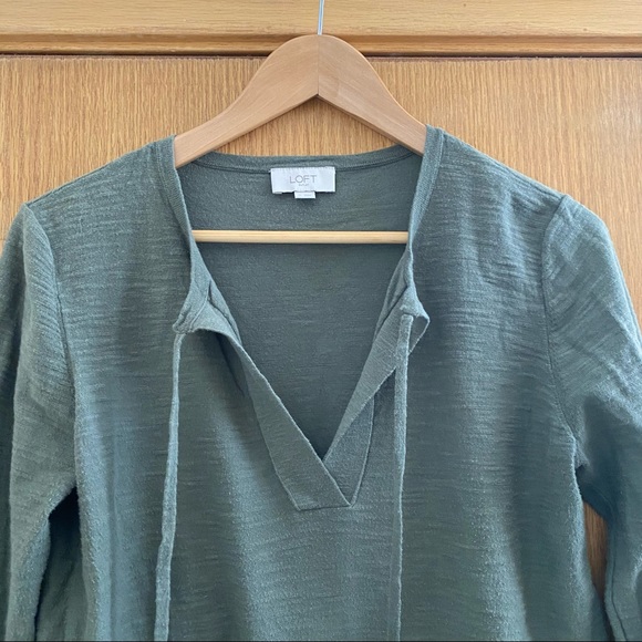 LOFT • Oversized Tie Neck Shirt Tunic - Size M - Picture 3 of 12